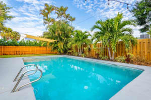 500 Ivy Ave, Palm Beach Gardens, FL 33410 - MLS#F10538875