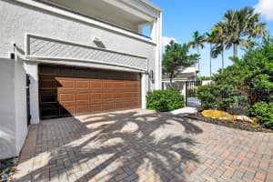 1119 Russell Dr, Highland Beach, FL 33487 - MLS#F10538883