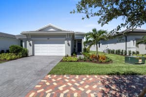 423 SE Via Sangro, Port St. Lucie, FL 34952, Port Saint Lucie, FL 34952 - MLS#F10538884