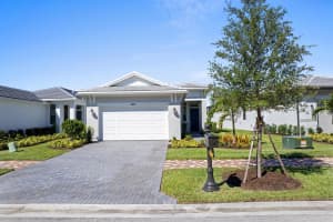 423 SE Via Sangro, Port St. Lucie, FL 34952, Port Saint Lucie, FL 34952 - MLS#F10538884