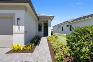 419 SE Via Sangro, Port St. Lucie, FL 34952, Port Saint Lucie, FL 34952 - MLS#F10538885