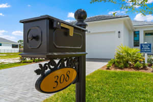 308 SE Via Sangro, Port St. Lucie, FL 34952, Port Saint Lucie, FL 34952 - MLS#F10538888