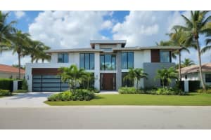 2017 Ne Iowa Avenue, St. Petersburg, Fl 33703, St Petersburg