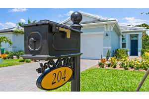 204 SE Via Sangro, Port St. Lucie, FL 34952, Port Saint Lucie, FL 34952 - MLS#F10538901