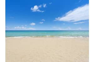 2555 Ne 11th St 402, Fort Lauderdale