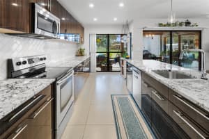 3056 Deer Creek Lake Shore Drive, Deerfield Beach, FL 33442 - MLS#F10538913