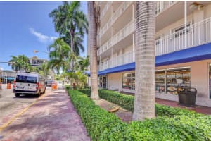 1300 Lincoln Road, Miami Beach, FL 33139 - MLS#F10538943