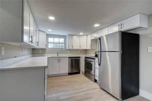 6711 NW 8th St, Margate, FL 33063 - MLS#F10538994