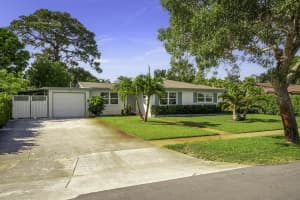 837 W Jasmine Dr, West Palm Beach, FL 33403 - MLS#F10538995