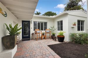 720 NE 17TH TE, Fort Lauderdale, FL 33304 - MLS#F10539005