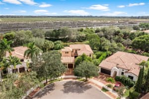 8100 Emerald Ave, Parkland, FL 33076 - MLS#F10539012