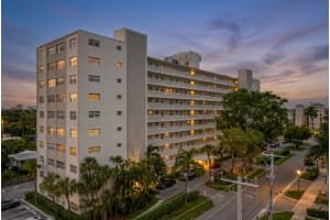 2555 11th Street, Fort Lauderdale, FL 33304 - MLS#F10539033