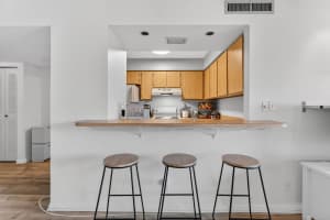 2205 S Cypress Bend Dr 604, Pompano Beach, FL 33069 - MLS#F10539037