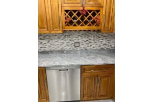 4176 Inverrary Dr 303, Lauderhill, FL 33319 - MLS#F10539079