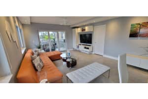 3050 16 Ave 201, Oakland Park, FL 33334 - MLS#F10539080