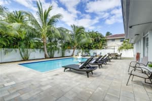 2740 Ne 30th Pl, Fort Lauderdale