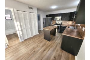 513 S Ocean Drive, Hollywood, FL 33019 - MLS#F10539118