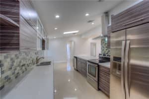 2493 Andros Ln Fort Lauderdale, FL 33312 - Off Market