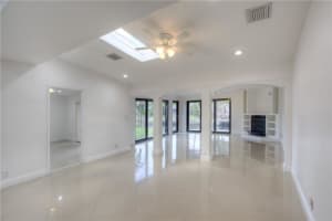 2493 Andros Ln Fort Lauderdale, FL 33312 - Off Market