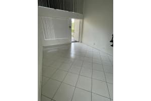 4121 NW 26th Street T20, Lauderhill, FL 33313 - MLS#F10539146