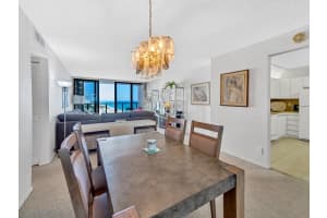 2301 Ocean Drive, Hollywood, FL 33019 - MLS#F10539150