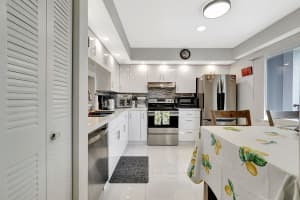 1401 SW 128th Ter 406H, Pembroke Pines, FL 33027 - MLS#F10539168