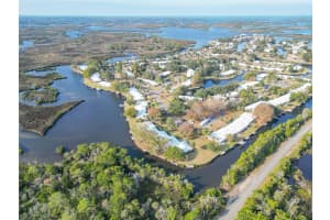 11603 W Bayshore Dr 118, Crystal River, FL 34429 - MLS#F10539189