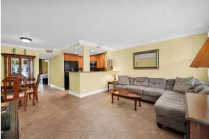 9121 Sunrise Lakes Boulevard 106, Sunrise, Fl 33322, Sunrise