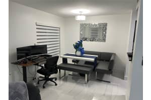 2425 33rd Street, Oakland Park, FL 33309 - MLS#F10539210