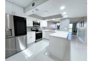 1266 S Military Trl 554, Deerfield Beach