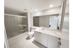 2775 NE 187th St 627, Miami, FL 33180 - MLS#F10539293