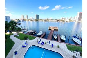 400 Golden Isles Dr 36, Hallandale Beach, FL 33009 - MLS#F10539312