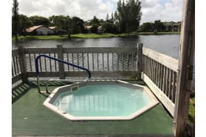 3710 Inverrary Dr 2u, Lauderhill, FL 33319 Sold 12/26/25