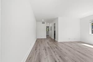 45 NE 24th St B, Wilton Manors, FL 33305 - MLS#F10539337