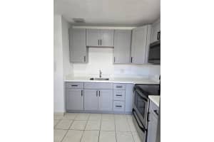 4310 NW 12th Ct, Lauderhill, FL 33313 - MLS#F10539354