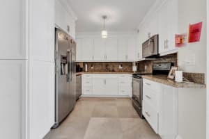 1980 Ocean Drive, Hallandale Beach, FL 33009 - MLS#F10539370