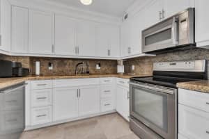 1980 Ocean Drive, Hallandale Beach, FL 33009 - MLS#F10539370