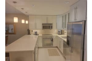 19370 Collins Avenue, Sunny Isles Beach, FL 33160 - MLS#F10539385