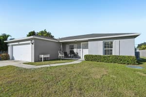 593 NW Avon Ave, Port St Lucie, FL 34983 - MLS#F10539388