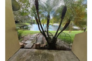 6185 Laurel Ln, Tamarac, FL 33319 Sold 02/19/26