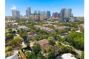 400 NE 8th Ave, Fort Lauderdale, FL 33301 - MLS#F10539478