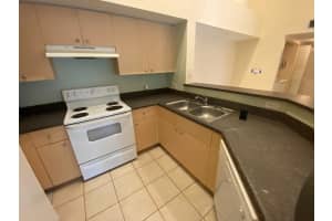 4211 San Marino Blvd 305, West Palm Beach, FL 33409 - MLS#F10539486