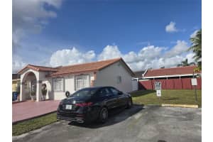 7635 NW 181st St, Hialeah, FL 33015 - MLS#F10539505