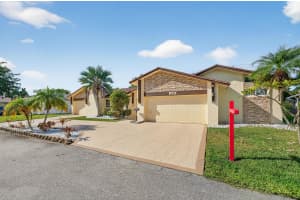 4609 Norfolk Island Pine Dr, Tamarac, FL 33319 - MLS#F10539510