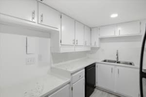 6101 Falls Circle Drive, Lauderhill, FL 33319 - MLS#F10539548