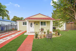 413 Nw 100th Ter, Miami