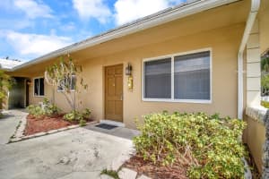 4751 NE 21st Ter 4, Lighthouse Point, FL 33064 - MLS#F10539585