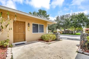 4751 NE 21st Ter 4, Lighthouse Point, FL 33064 - MLS#F10539585