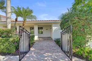 2601 NE 37th St, Fort Lauderdale, FL 33308 - MLS#F10539597