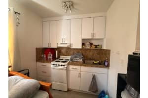 126 SE 10th St, Hallandale Beach, FL 33009 - MLS#F10539640